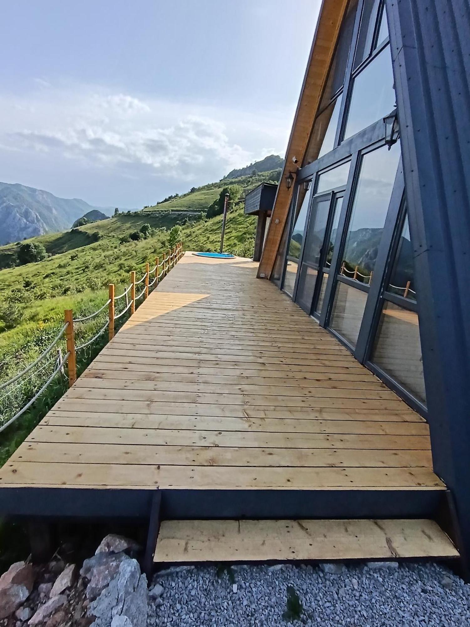 Dream View Of Apuseni